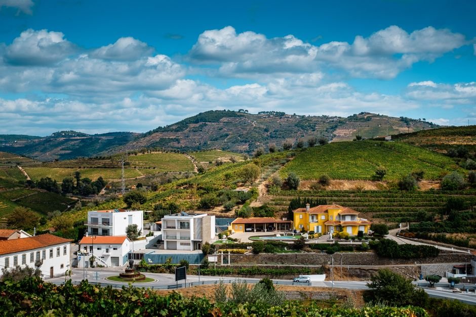 Vinho Verde: Portugal's Refreshing Summer Wine for UK Consumers